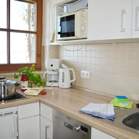 Apartment Ferienresidenz Chiemseestrand - 7 *